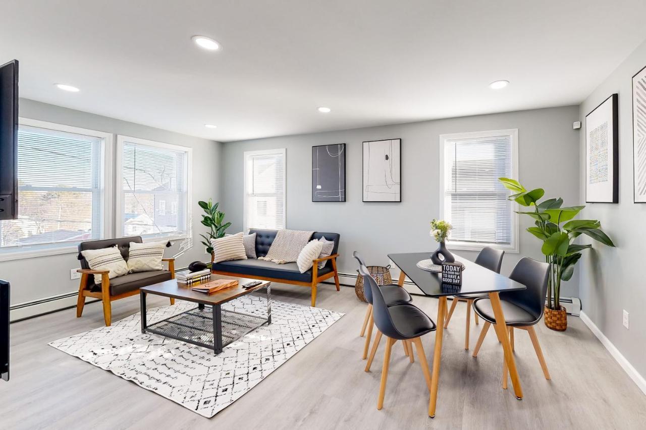 Five75 Lux Prov - Mins Away From Federal Hill Apartment Providence Bagian luar foto