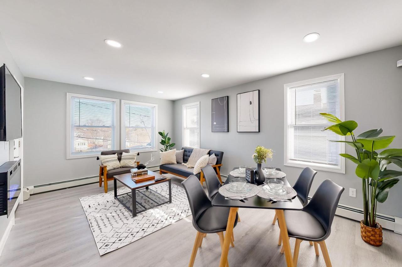 Five75 Lux Prov - Mins Away From Federal Hill Apartment Providence Bagian luar foto