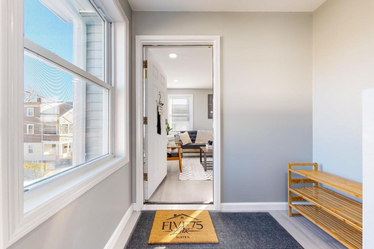 Five75 Lux Prov - Mins Away From Federal Hill Apartment Providence Bagian luar foto